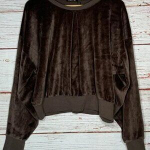 NWT Suzie Suzi Kondi Front Pleat Velour Sweatshirt in Fawn Sz L